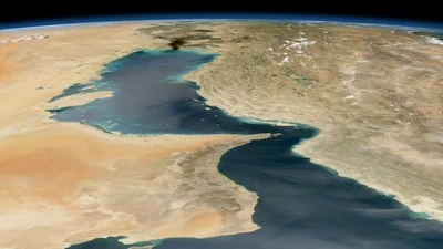 An der engsten Stelle gerade einmal 50 Kilometer breit: Die Straße von Hormuz