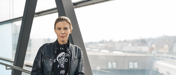 Philosophin Lisz Hirn: „Aus Bequemlichkeit setzen wir KI viel zu früh ein“