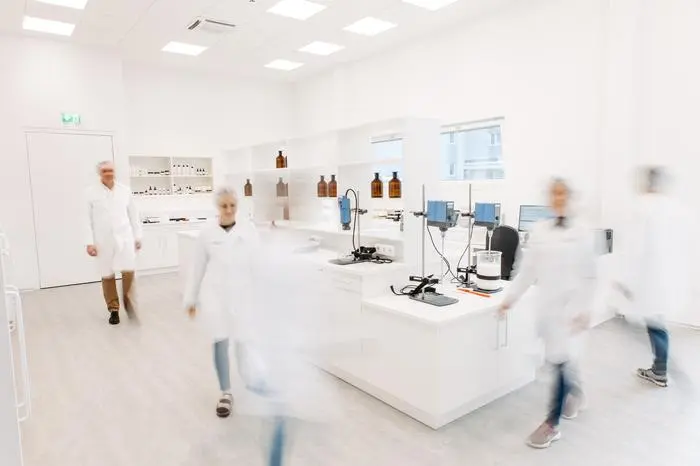 Ein Blick in die gläserne Manufaktur