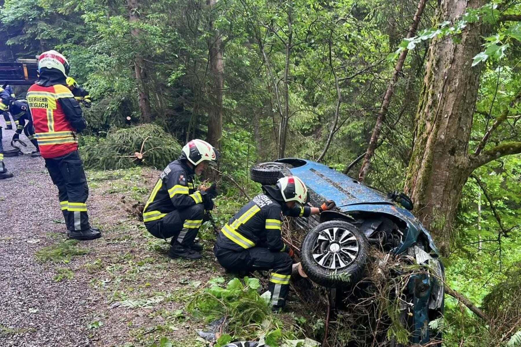 Mit Drohne gesucht: Fahrer lief nach Unfall im Schock davon