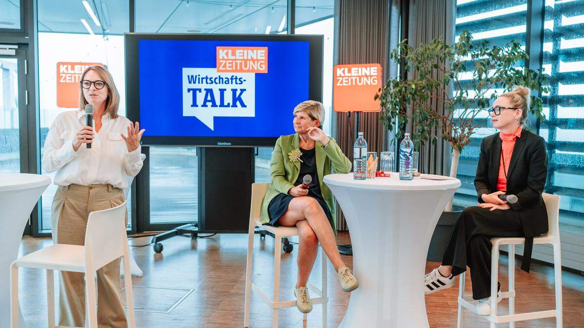 Kleine-Geschäftsführerin Xenia Daum, Barbara Muhr und Moderatorin Barbara Haas