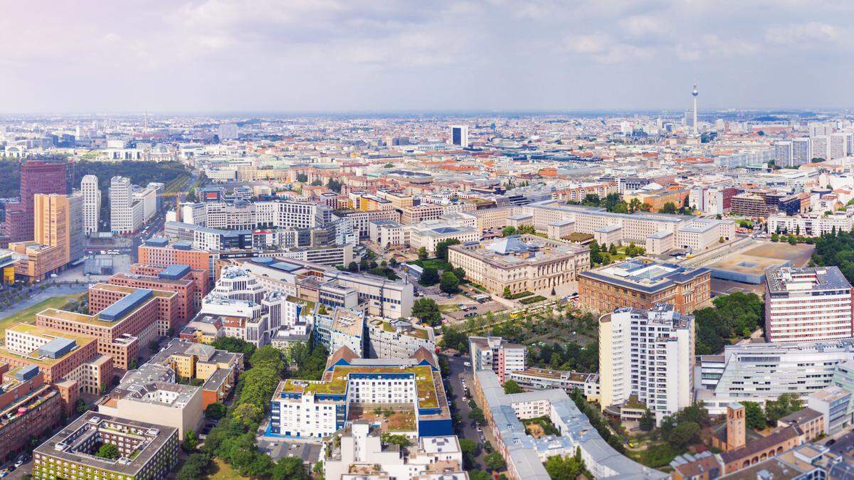 Mit den aktuellen Niveaus von Zinsen, Baulandpreisen, Baukosten und Mieten wurde Neubau schwierig. Hier ein Bild von Berlin
