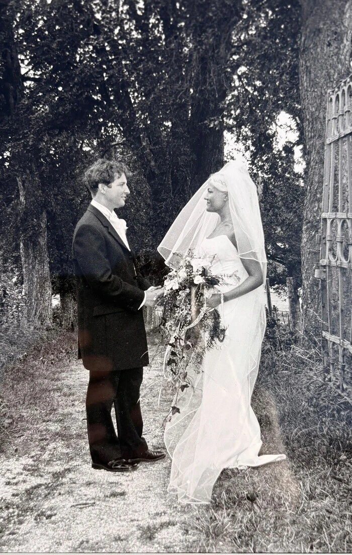 Ein weiteres Hochzeitsfoto von Andy und Kelly Kainz 2001
